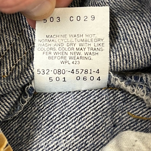 Vintage Levi’s 501 Red Tab Stone Washed Made in USA High Waist Denim Jeans - Picture 9 of 11